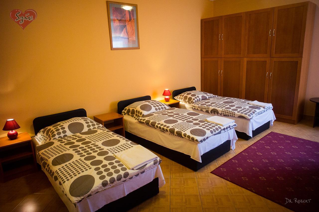 Civis Szallashely Debrecen Dış mekan fotoğraf