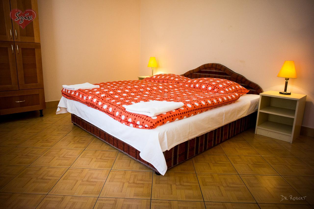 Civis Szallashely Debrecen Dış mekan fotoğraf