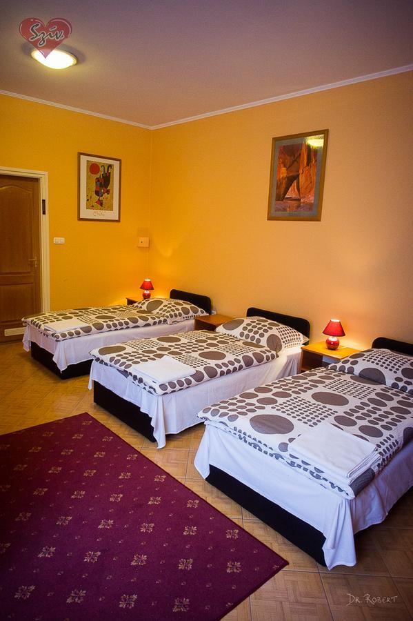 Civis Szallashely Debrecen Dış mekan fotoğraf