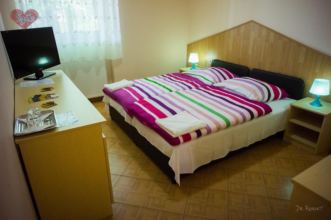 Civis Szallashely Debrecen Dış mekan fotoğraf